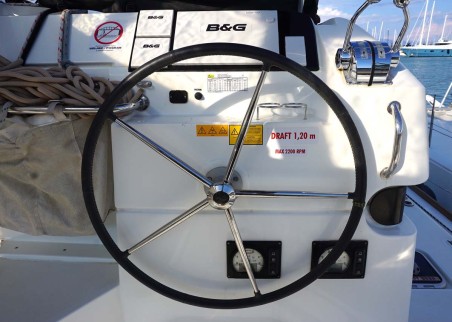 Lagoon 40 | Yacht Charter Greece | Travelboat