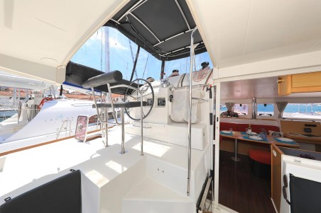 Lagoon 400 - 4 + 2 cab. | Czarter jachtu Chorwacja | Travelboat