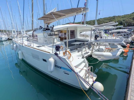 Lagoon 400 S2 | Yacht Charter Croatia | Travelboat