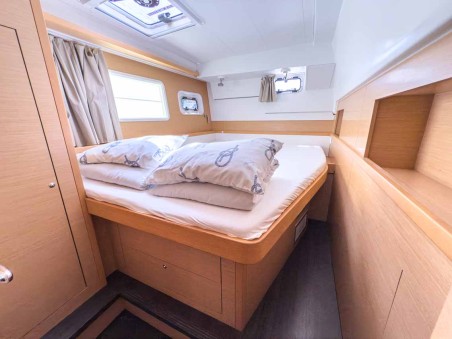 Lagoon 400 S2 | Yacht Charter Croatia | Travelboat