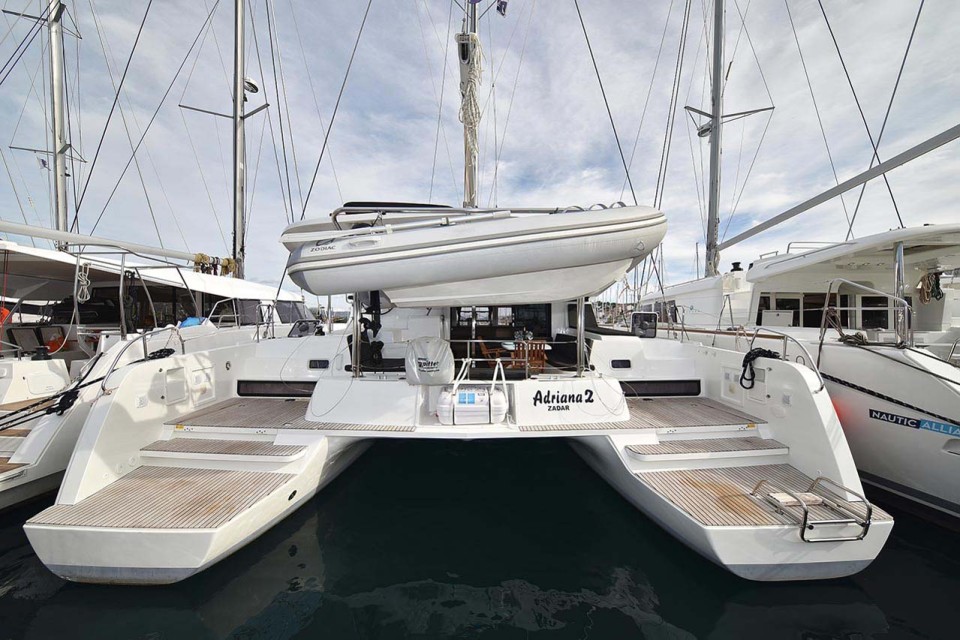 Lagoon 42 | Czarter jachtu Chorwacja | Travelboat