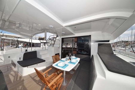Lagoon 42 | Czarter jachtu Chorwacja | Travelboat