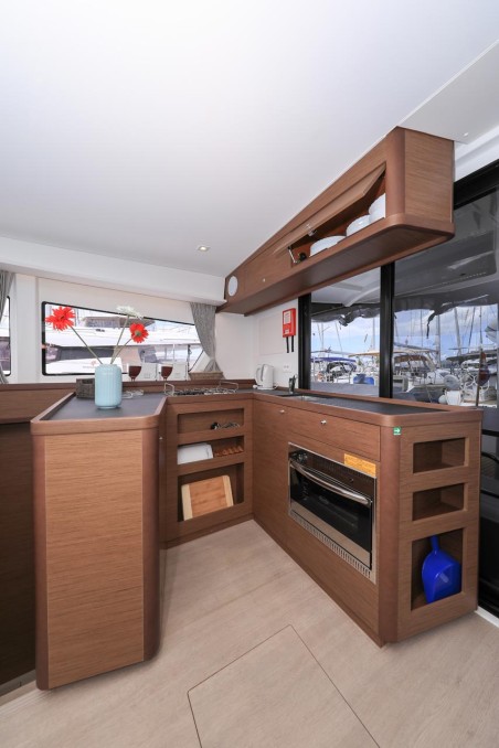 Lagoon 42 | Czarter jachtu Chorwacja | Travelboat