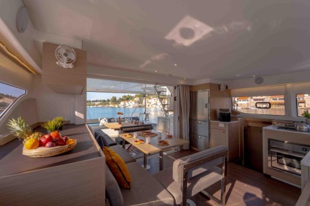 Lagoon 43 | Czarter jachtu Chorwacja | Travelboat