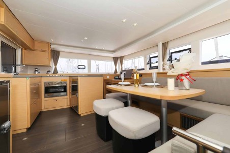Lagoon 450 F | Czarter jachtu Chorwacja | Travelboat