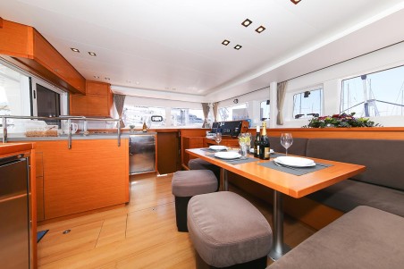 Lagoon 450 F | Czarter jachtu Grecja | Travelboat