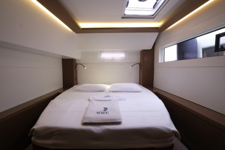 Lagoon 46 | Yacht Charter Greece | Travelboat