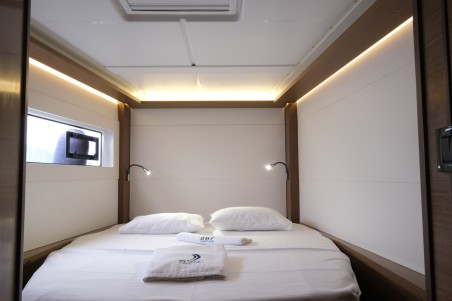 Lagoon 46 | Yacht Charter Greece | Travelboat