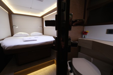 Lagoon 46 | Yacht Charter Greece | Travelboat