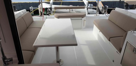 Nautitech 40 Open | Czarter jachtu Włochy | Travelboat