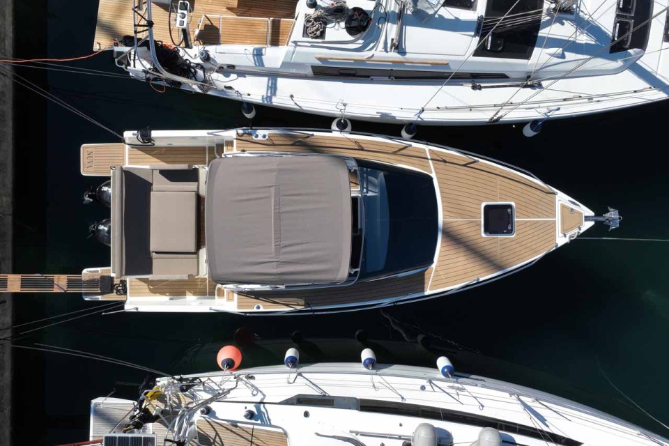 NUVA YACHTS Nuva M9 Cabin Babac