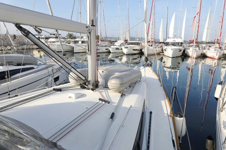 Bénéteau Oceanis 38.1 Angel07