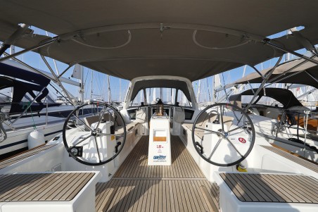 Bénéteau Oceanis 38.1 Angel07