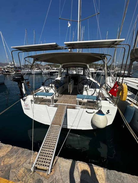 Oceanis 38.1 | Czarter jachtu Turcja | Travelboat