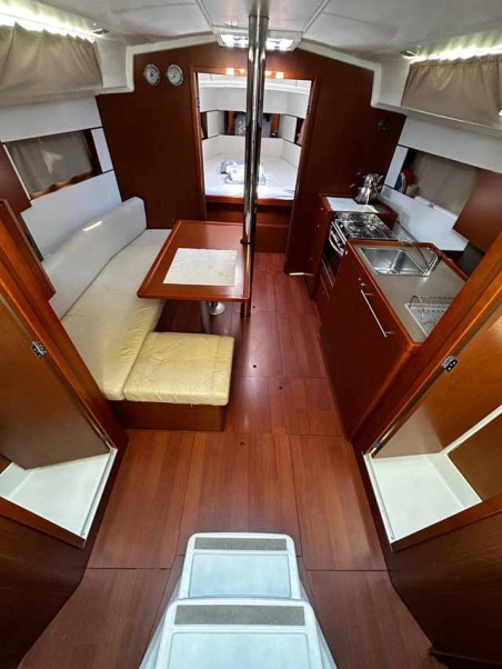 Oceanis 38.1 | Czarter jachtu Turcja | Travelboat