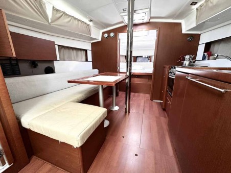 Oceanis 38.1 | Czarter jachtu Turcja | Travelboat