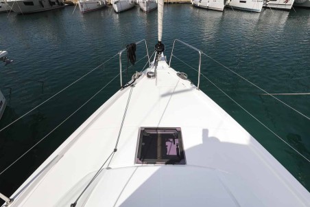Oceanis 40.1 ELECTRIC | Yacht Charter Croatia | Travelboat