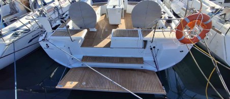 Beneteau Oceanis 46.1 | Yacht Charter Italy | Travelboat