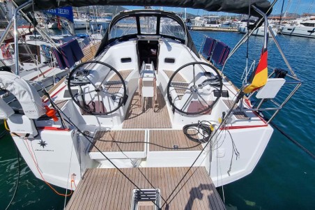 Beneteau Sun Odyssey 349 | Yacht Charter Italy | Travelboat