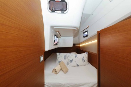 Sun Odyssey 380 Performance - 3 cab. | Yacht Charter Croatia | Travelboat