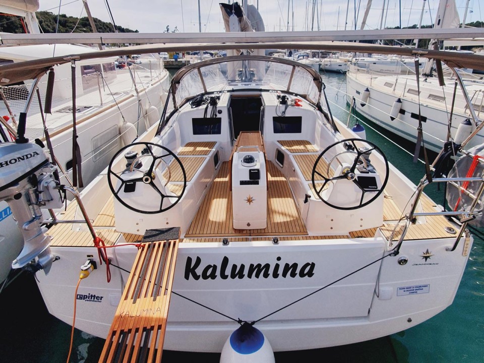 Jeanneau Sun Odyssey 410 | Czarter jachtu Chorwacja | Travelboat