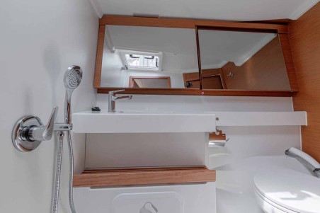 Jeanneau Sun Odyssey 440 - 4 cab. Mystic Blue