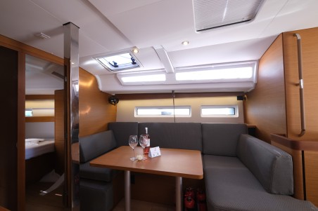 Jeanneau Sun Odyssey 440 - 4 cab. Roma