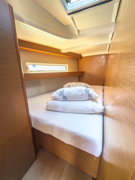 Jeanneau Sun Odyssey 440 - 4 cab. Sigma Kiss