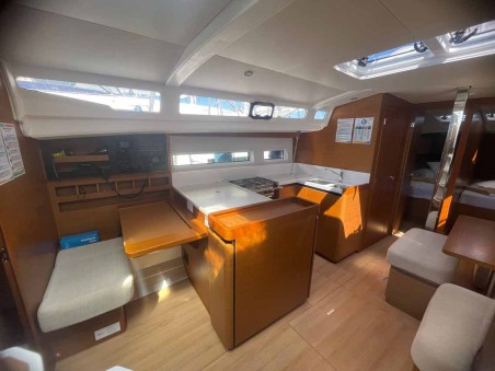 Jeanneau Sun Odyssey 440 - 4 cab. Sweet Dreams
