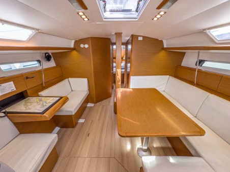 Jeanneau Sun Odyssey 449 Pagomo capri