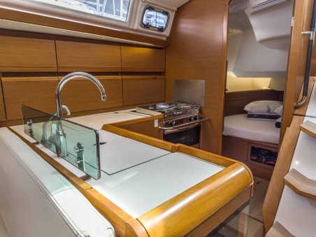 Jeanneau Sun Odyssey 449 Pagomo capri