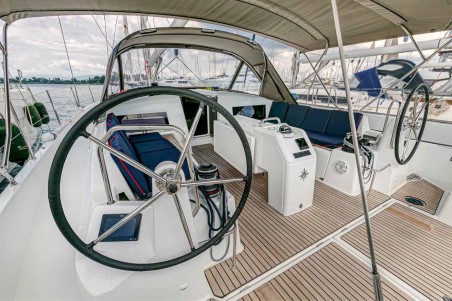 Jeanneau Sun Odyssey 490 | Yacht Charter Greece | Travelboat
