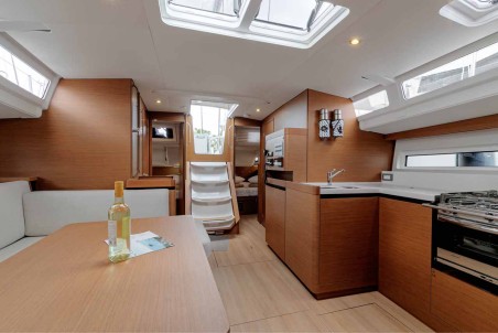 Jeanneau Sun Odyssey 490 | Yacht Charter Greece | Travelboat
