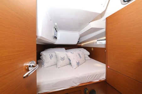 Jeanneau Sun Odyssey 490 | Czarter jachtu Chorwacja | Travelboat