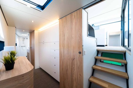 Vaan R4 Electric | Czarter jachtu Chorwacja | Travelboat