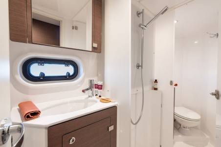 Bali 4.2 | Czarter jachtu Grecja | Travelboat