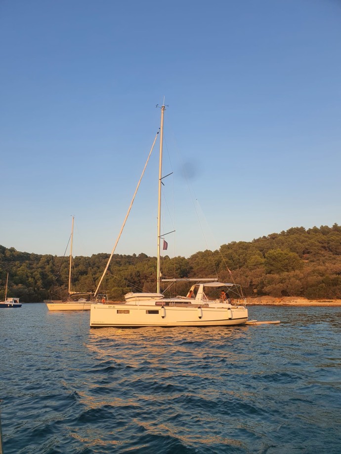 Bénéteau Oceanis 35.1 Idila