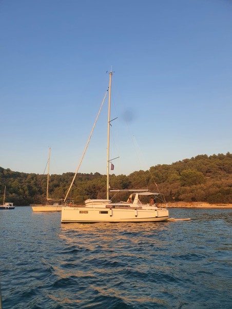 Bénéteau Oceanis 35.1 Idila