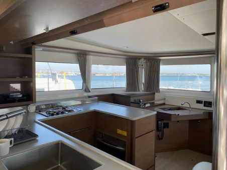 Lagoon-Bénéteau Lagoon 46 - 4 + 1 cab. Sundowner