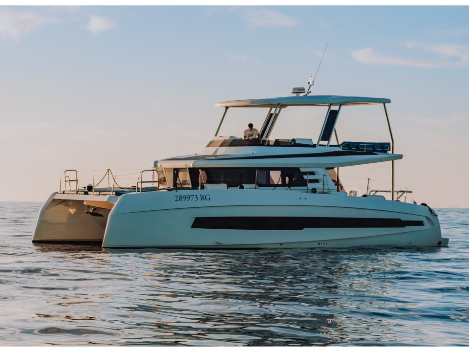 Cervetti Yachts Cervetti 44 Power - 4 + 1 cab. Abuzz