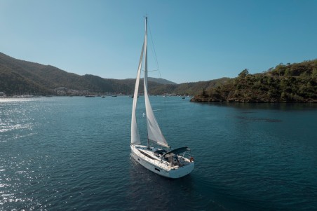 Bavaria Yachtbau Bavaria C38 Arinna