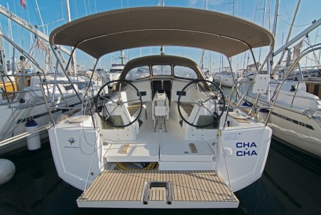 Jeanneau Sun Odyssey 349 - 3 cab. Cha - Cha