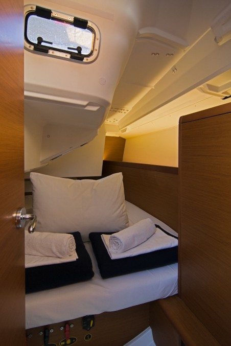 Jeanneau Sun Odyssey 349 - 3 cab. Cha - Cha