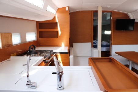 Sun Odyssey 410 - 3 cab. | Yacht Charter Croatia | Travelboat