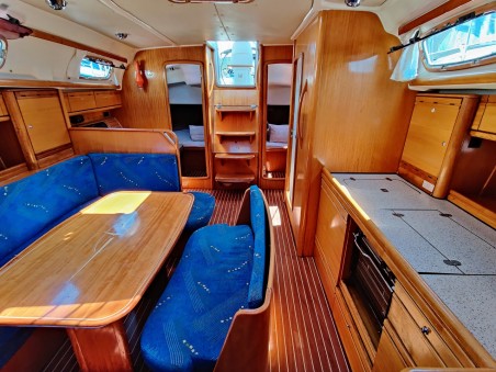 Bavaria Yachtbau Bavaria 39 Cruiser Cadargo