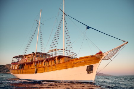 Moja Maja | Yacht Charter Croatia | Travelboat