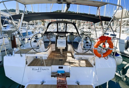 Bavaria Yachtbau Bavaria C38 Wind Dancer