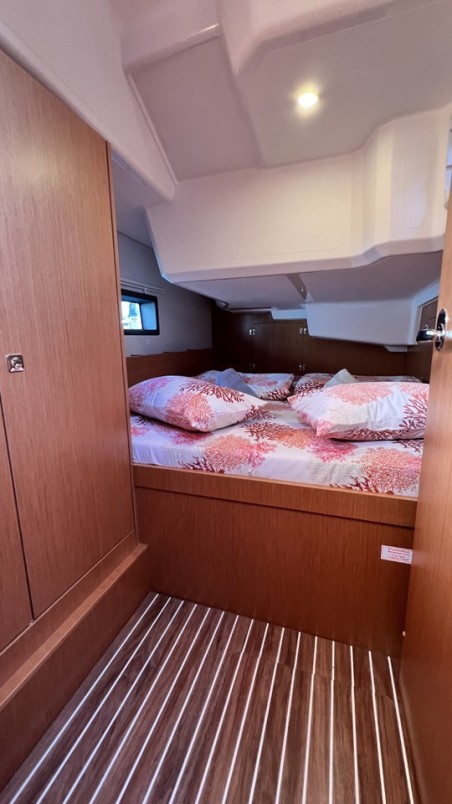 Bavaria Yachtbau Bavaria C38 Wind Dancer