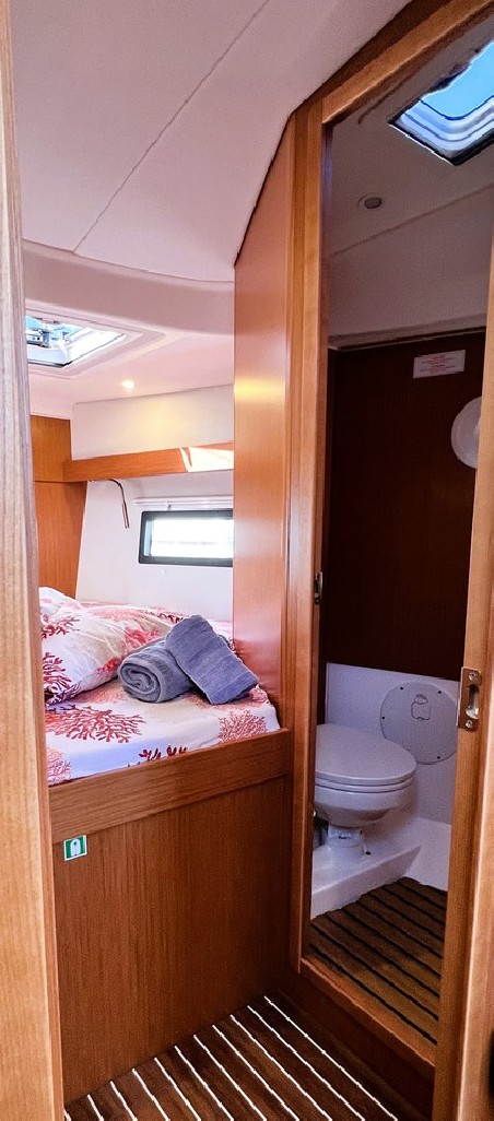 Bavaria Yachtbau Bavaria C38 Wind Dancer