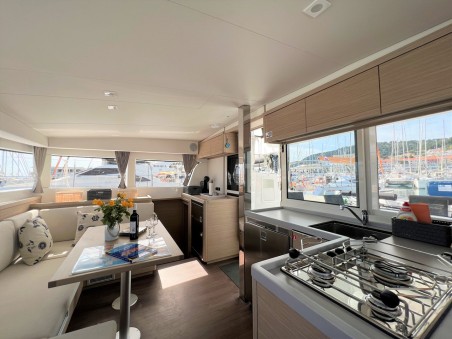 Lagoon 40 - 4 + 2 cab Wind Seeker | Czarter jachtu Chorwacja | Travelboat